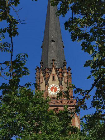 Foto Spitze der Deutschherrenkirche - Frankfurt am Main