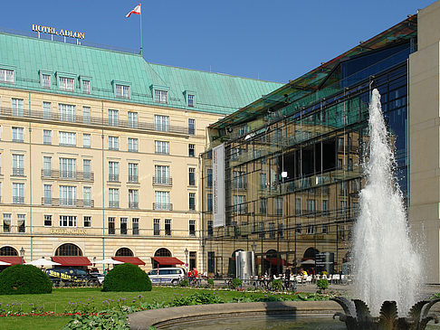 Akademie der Künste Fotos