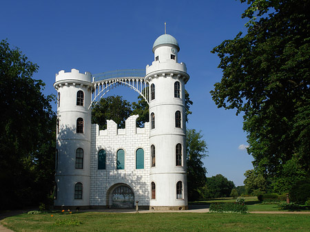 Foto Schloss auf der Pfaueninsel - Berlin