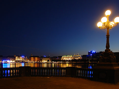 Foto Laterne und Binnenalster