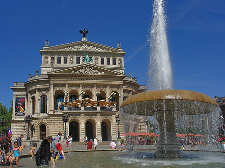 Fotos Alte Oper mit Brunnen | Frankfurt am Main