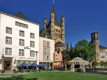 Foto Groß St Martin hinter Fischmarkt