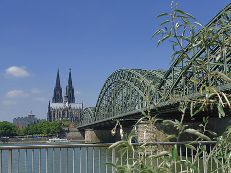 Foto Hohenzollernbrücke am Kölner Dom - Köln